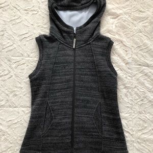 Bench vest